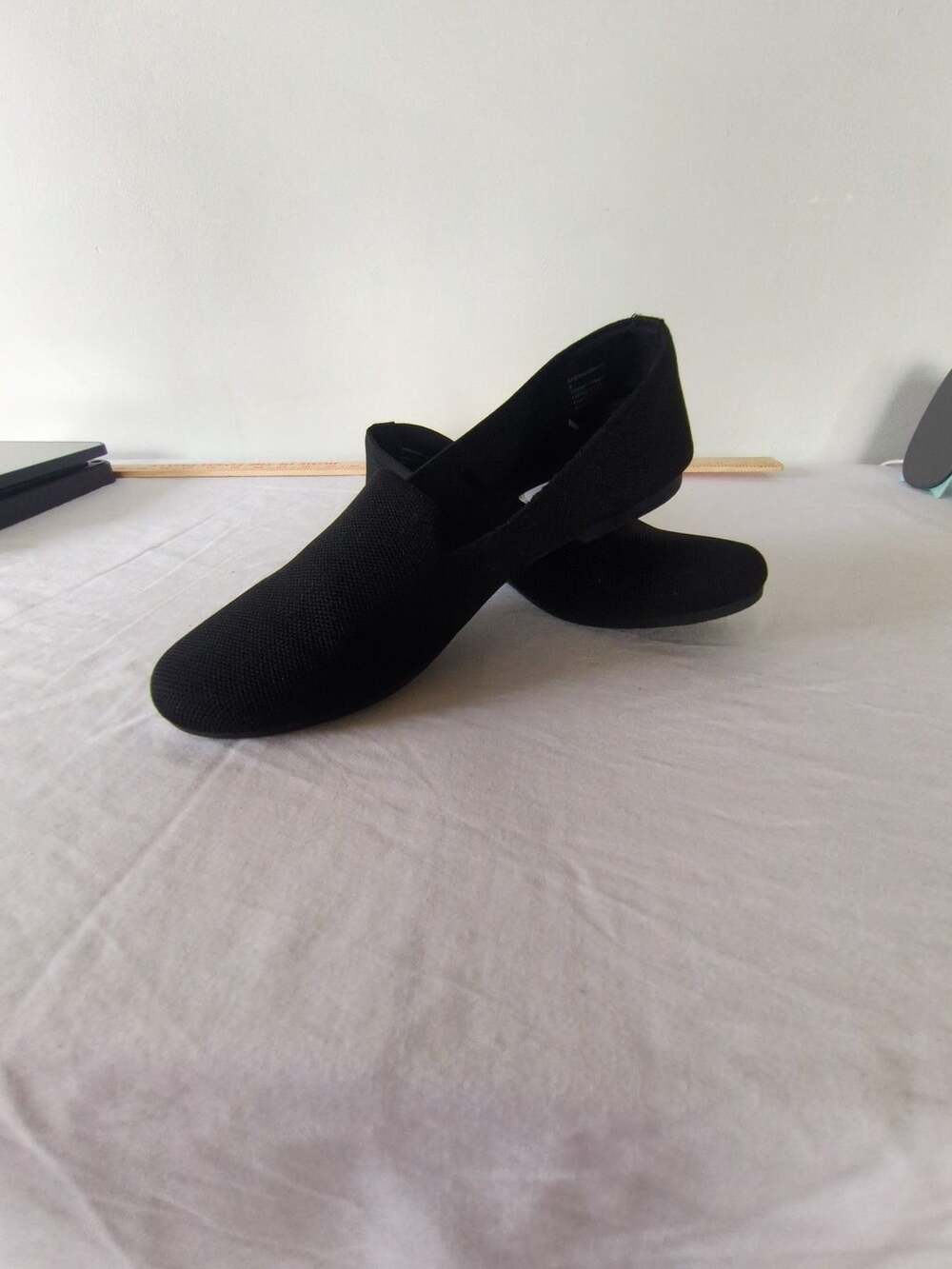 Steve Madden Knit Flats Size 9 Black Slip On Shoes